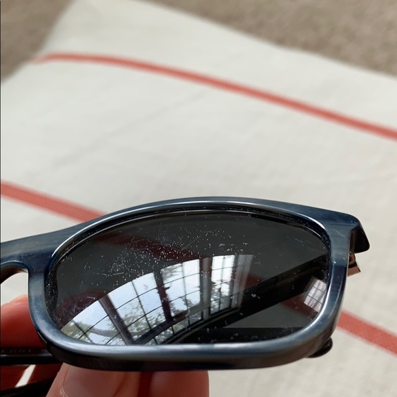 Burberry sunglasses - Picture 7 of 7